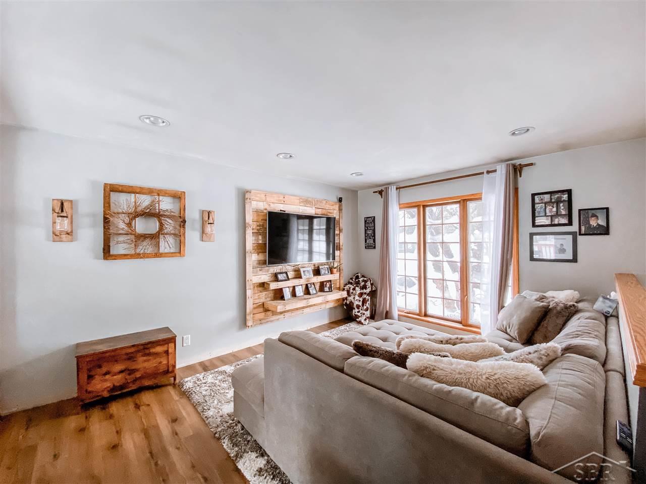 12496 Frost Road Hemlock, MI 48626 - Photo 4 of 18
