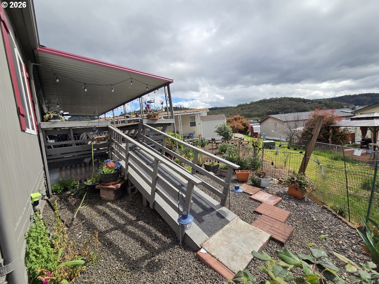 508 Shadow Ranch Lane Roseburg, OR 97470 - Photo 29 of 33