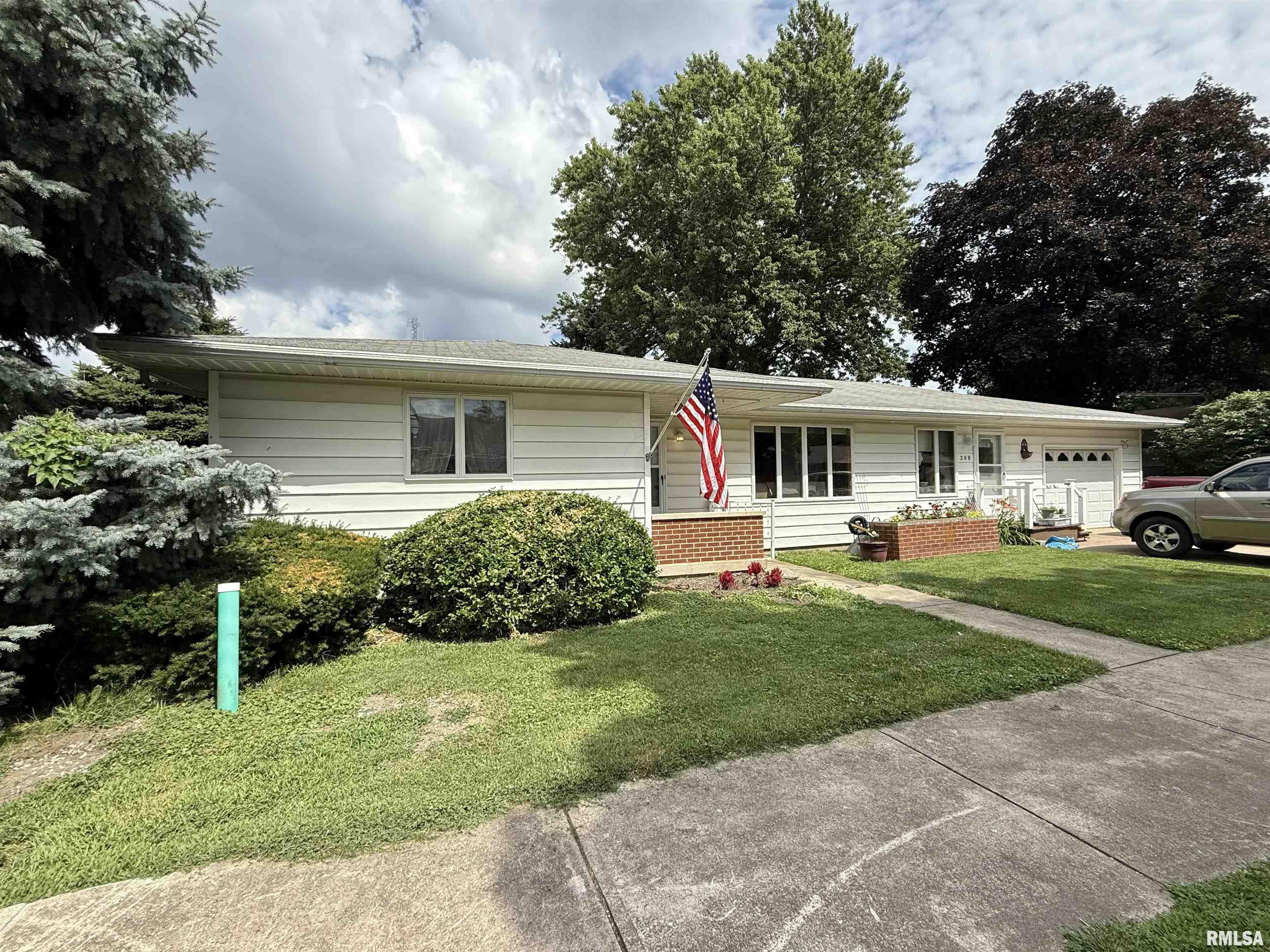 208 South 2nd Street Cuba, IL 61427 - Photo 2 of 29