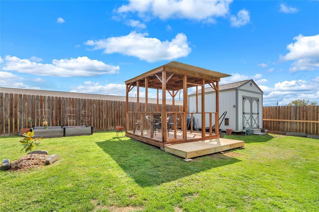 129 Oak Springs Loop Mabank, TX 75147 - Photo 29 of 32