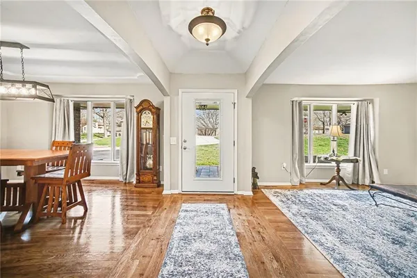 $469,900 | 400 Appaloosa Drive, Raymore, MO 64083