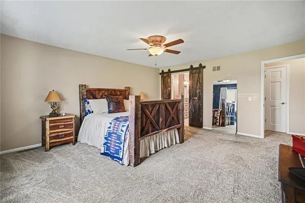 $469,900 | 400 Appaloosa Drive, Raymore, MO 64083