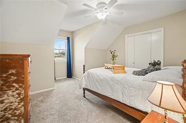 $469,900 | 400 Appaloosa Drive, Raymore, MO 64083