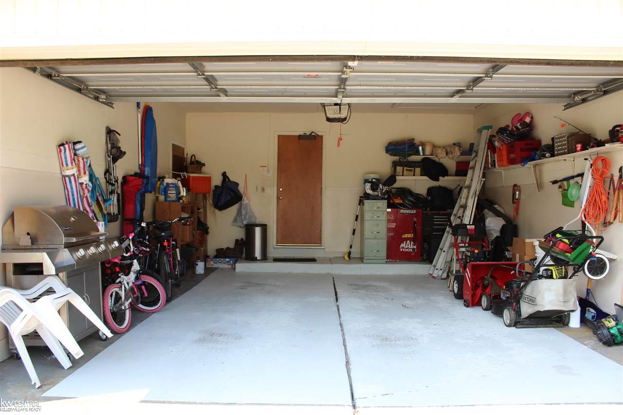 2403 Frazho Road Warren, MI 48091 - Photo 32 of 34