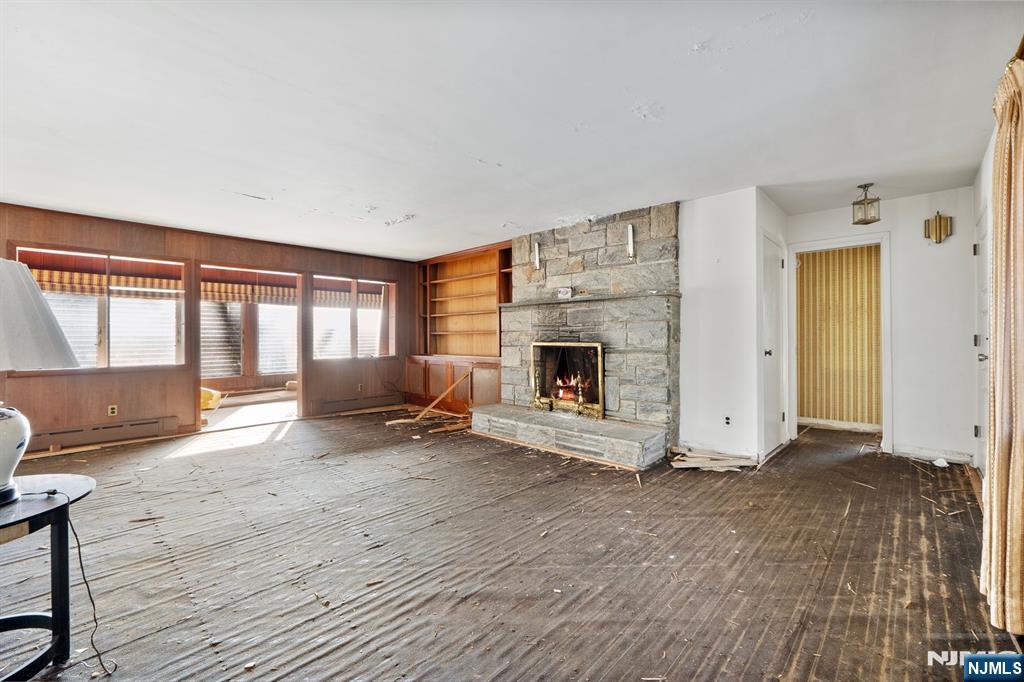 20 Hidden Glen Road Upper Saddle River, NJ 07458 - Photo 5 of 36