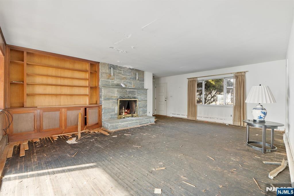 20 Hidden Glen Road Upper Saddle River, NJ 07458 - Photo 7 of 36