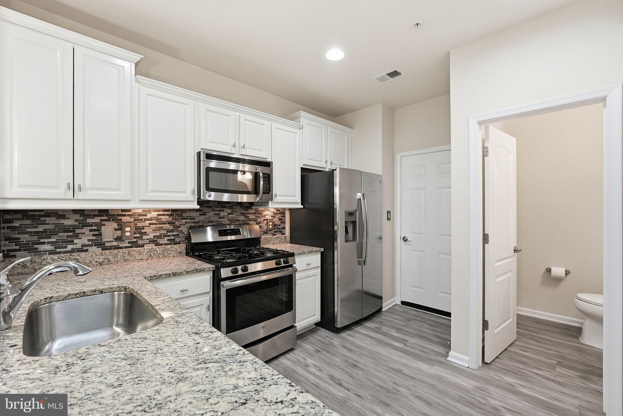 4936 Dane Ridge Circle Woodbridge, VA 22193 - Photo 12 of 41