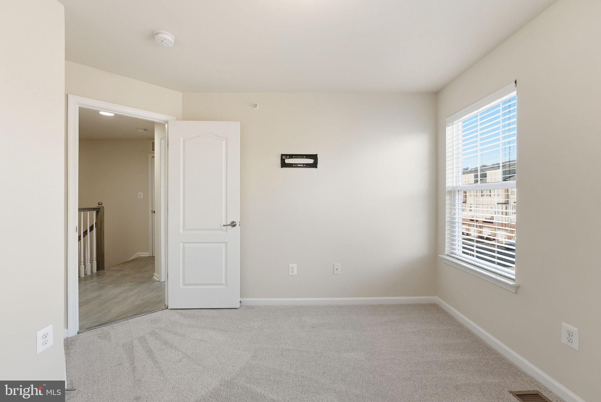 4936 Dane Ridge Circle Woodbridge, VA 22193 - Photo 30 of 41 Upper level bedroom #2