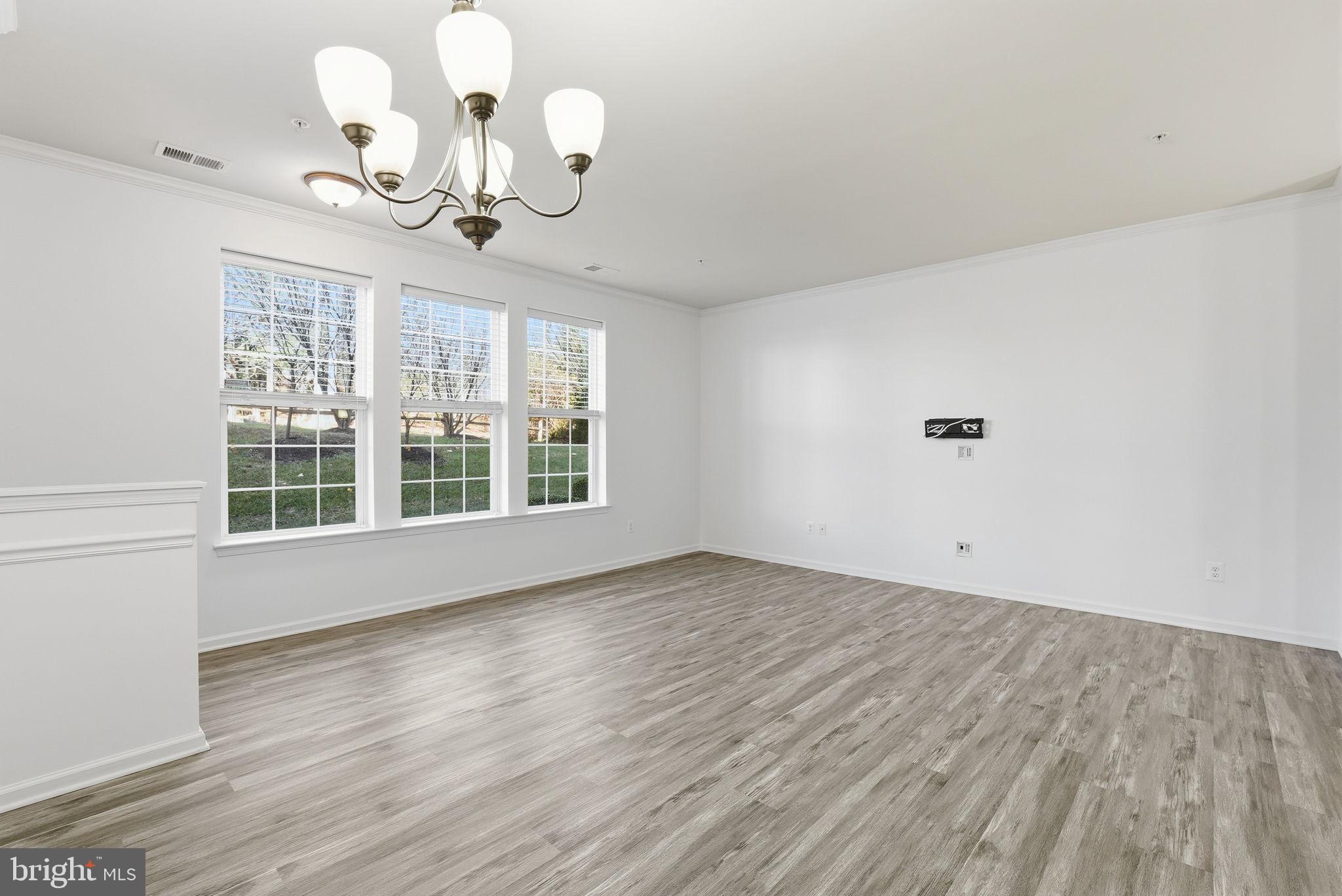 4936 Dane Ridge Circle Woodbridge, VA 22193 - Photo 8 of 41