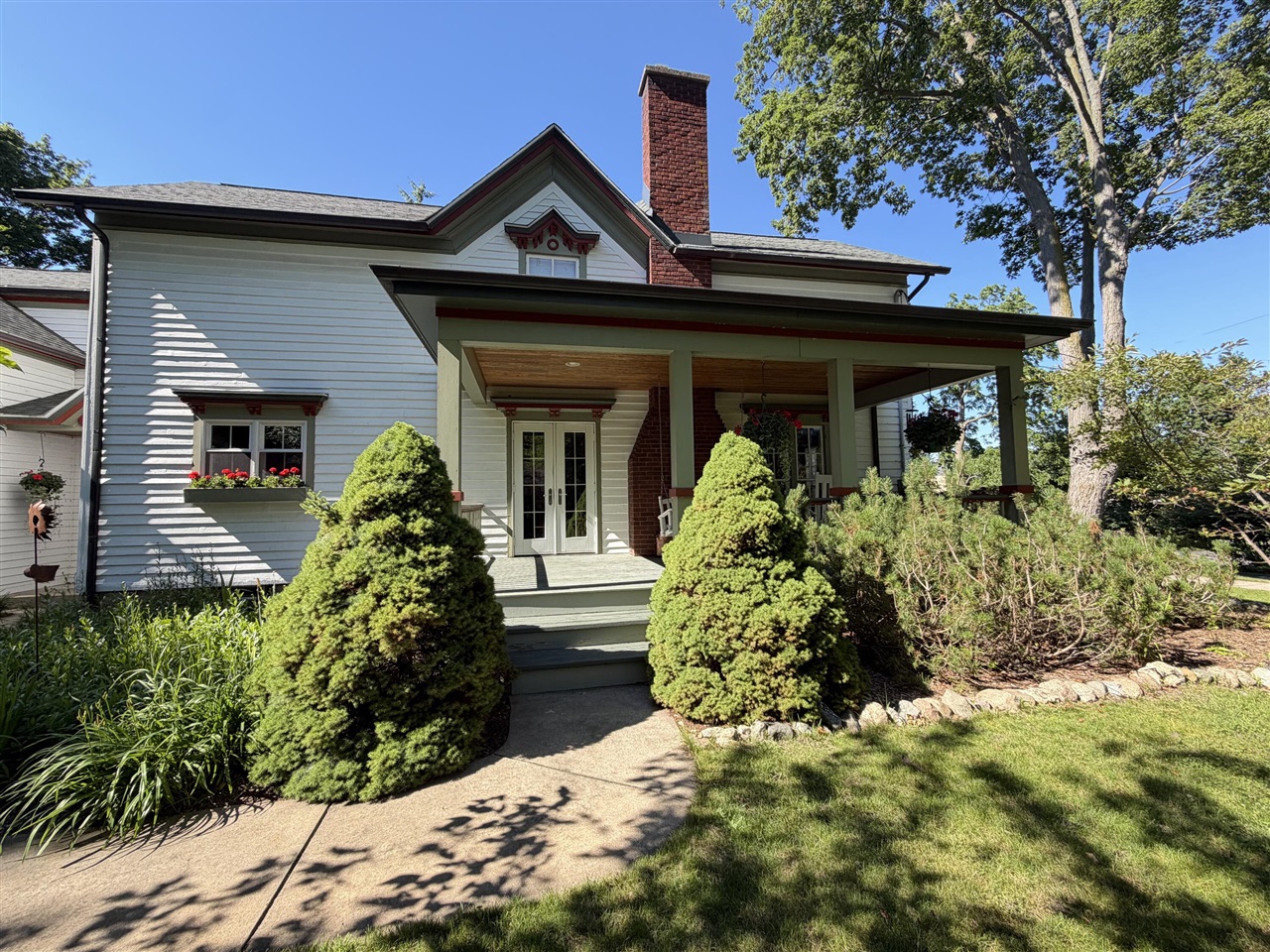 34 South Spring Street Douglas, MI 49406 - Photo 8 of 56 Gallery Image 8