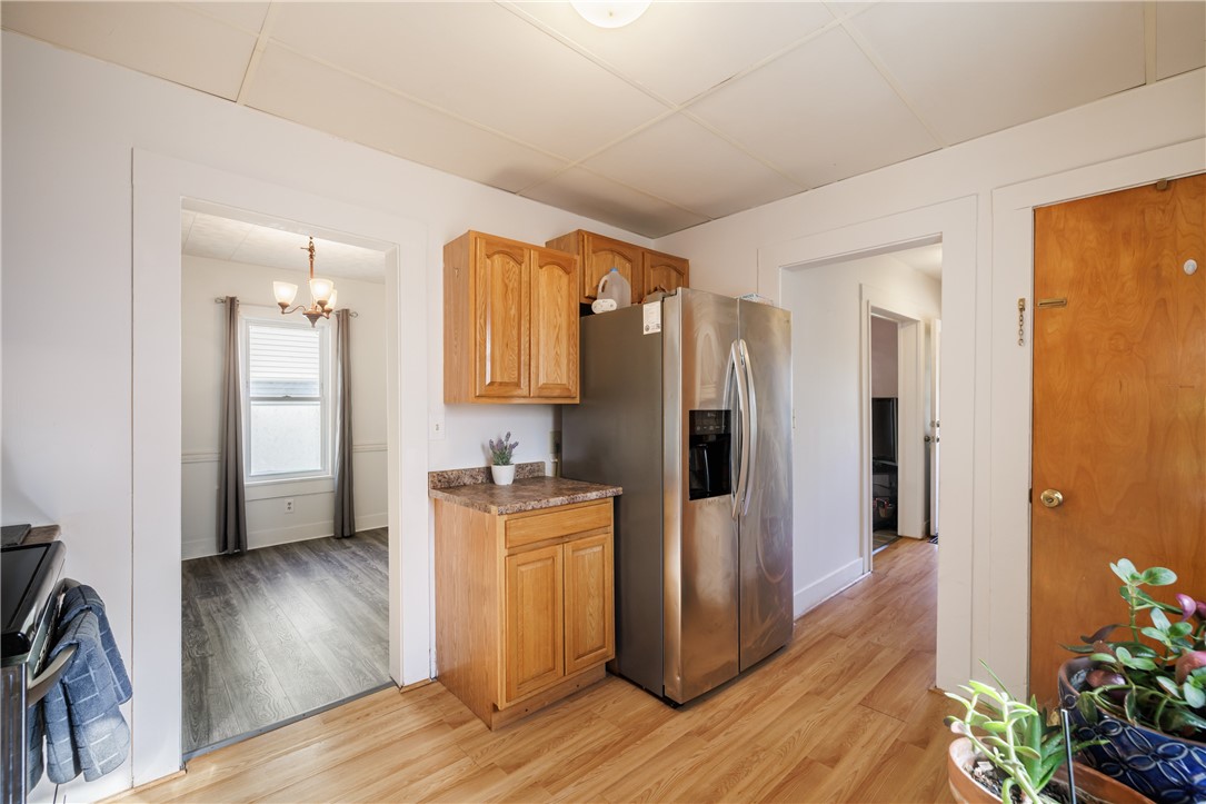 212 East Maple Avenue East Rochester, NY 14445 - Photo 8 of 27