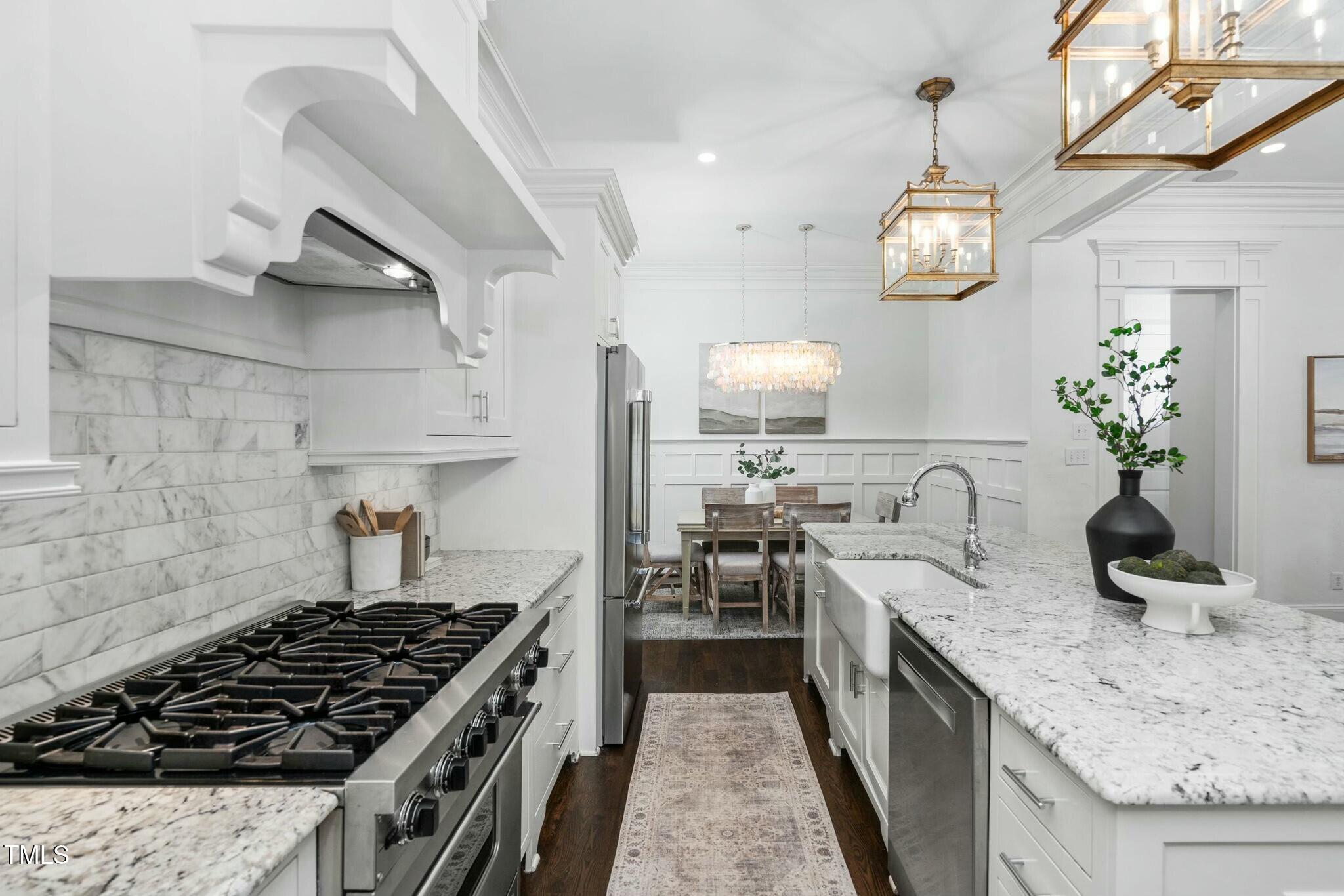 543 Guilford Circle Raleigh, NC 27608 - Photo 16 of 62 tempImagezNtJ7j