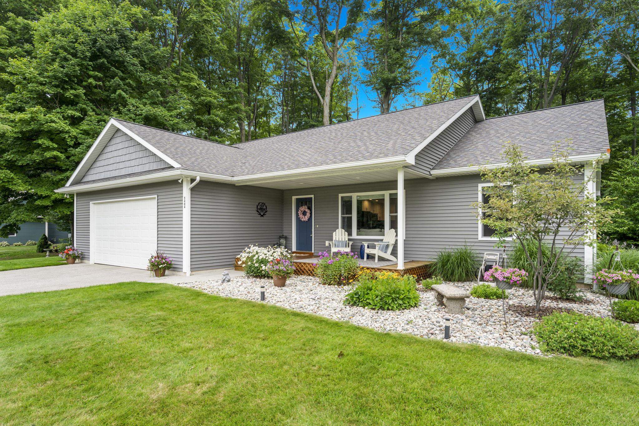 5404 Barney Road Traverse City, MI 49684 - Photo 43 of 47 1947951-01e89bdd-ae6d-48e2-9fa8-ff11a59b03fc.JPG