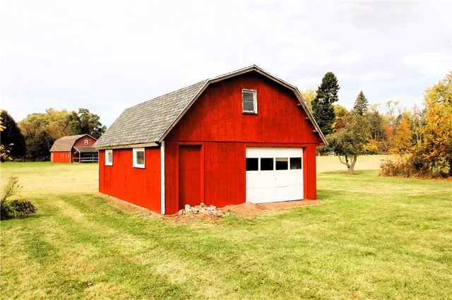 $220,000 | 3955 County Line Road, Murray, NY 14470