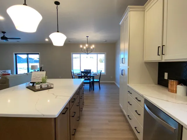 $429,900 | 102 Fairway Street, Zumbrota, MN 55992