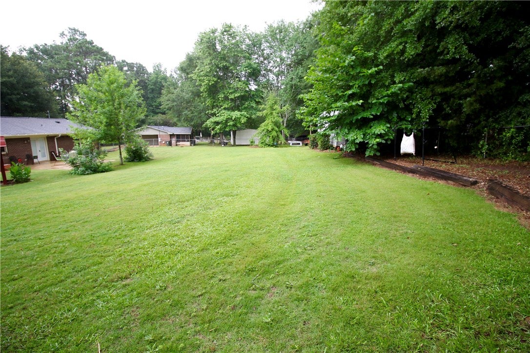1106 North Uniroyal Road Opelika, AL 36804 - Photo 4 of 26 Gallery Image 4