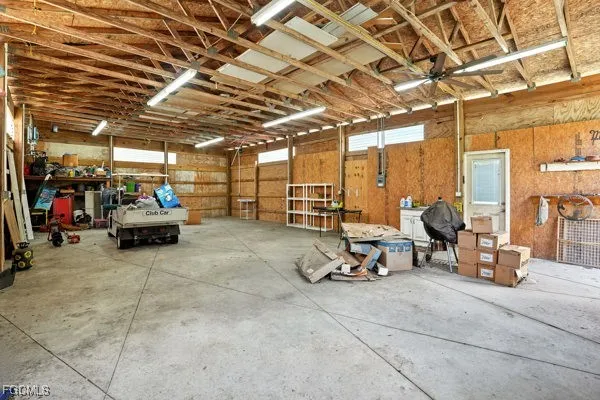 $429,000 | 435 Trader Road, Fort Denaud, FL 33935