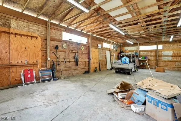 $429,000 | 435 Trader Road, Fort Denaud, FL 33935