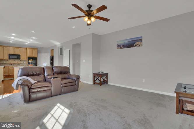 1360 Aster Drive York, PA 17408 - Photo 16 of 52