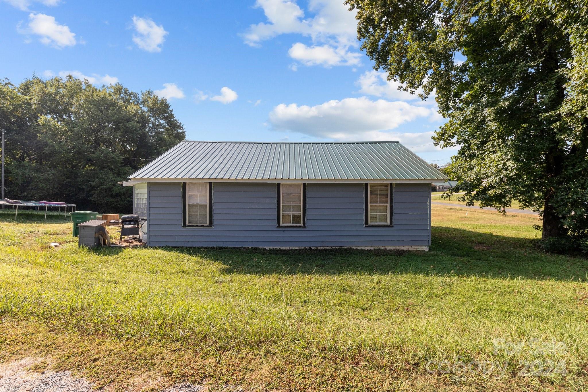 1308 Pennington Road Albemarle, NC 28001 - Photo 6 of 28 Gallery Image 6