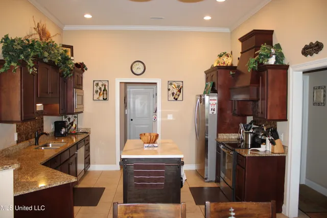 $354,900 | 3520 Lindsey Lane, Southaven, MS 38672