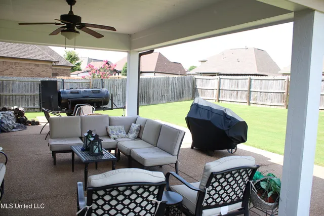 $354,900 | 3520 Lindsey Lane, Southaven, MS 38672