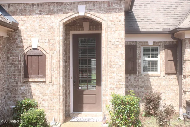 $354,900 | 3520 Lindsey Lane, Southaven, MS 38672