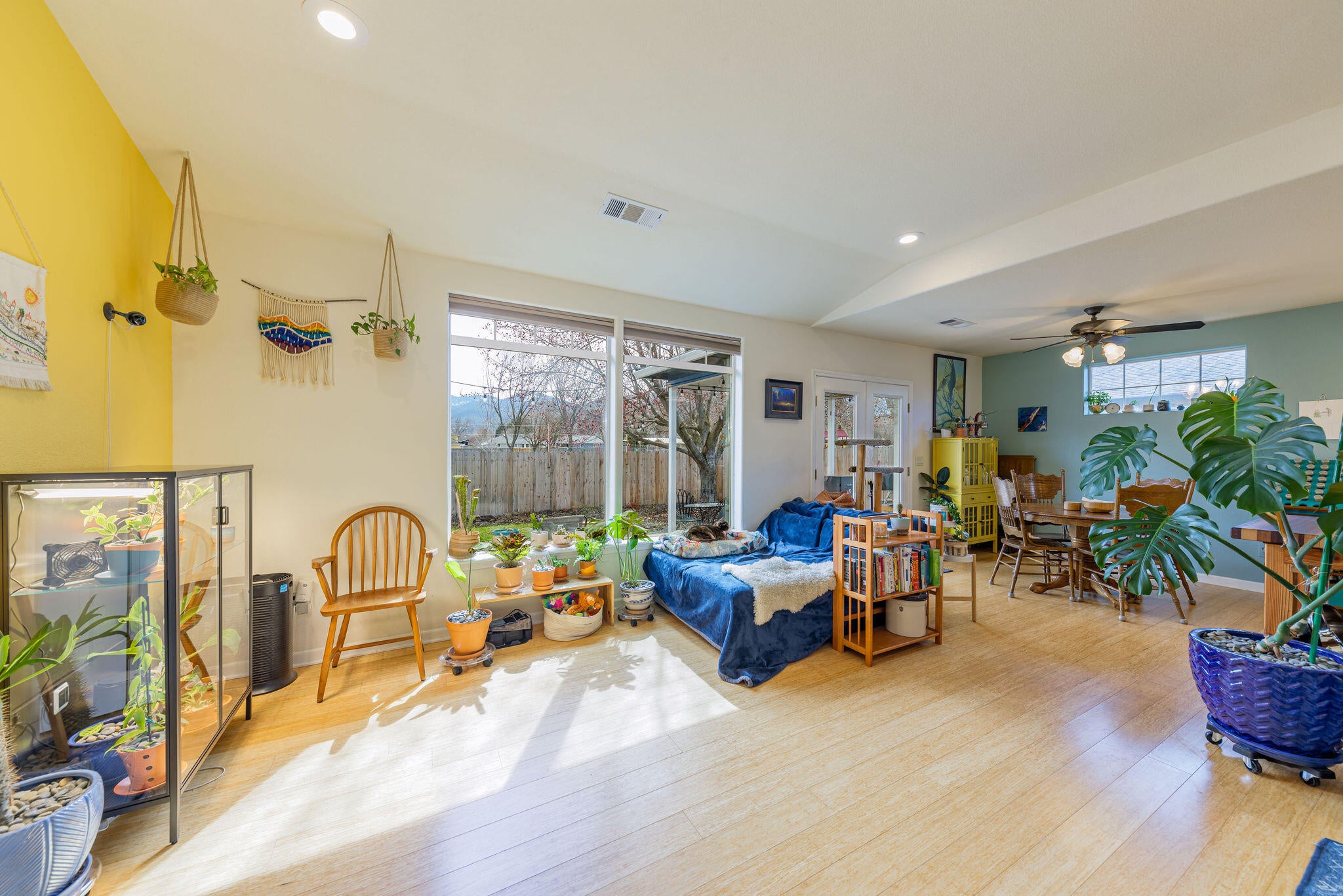 252 Jared Court Phoenix, OR 97535 - Photo 14 of 59 HD-14