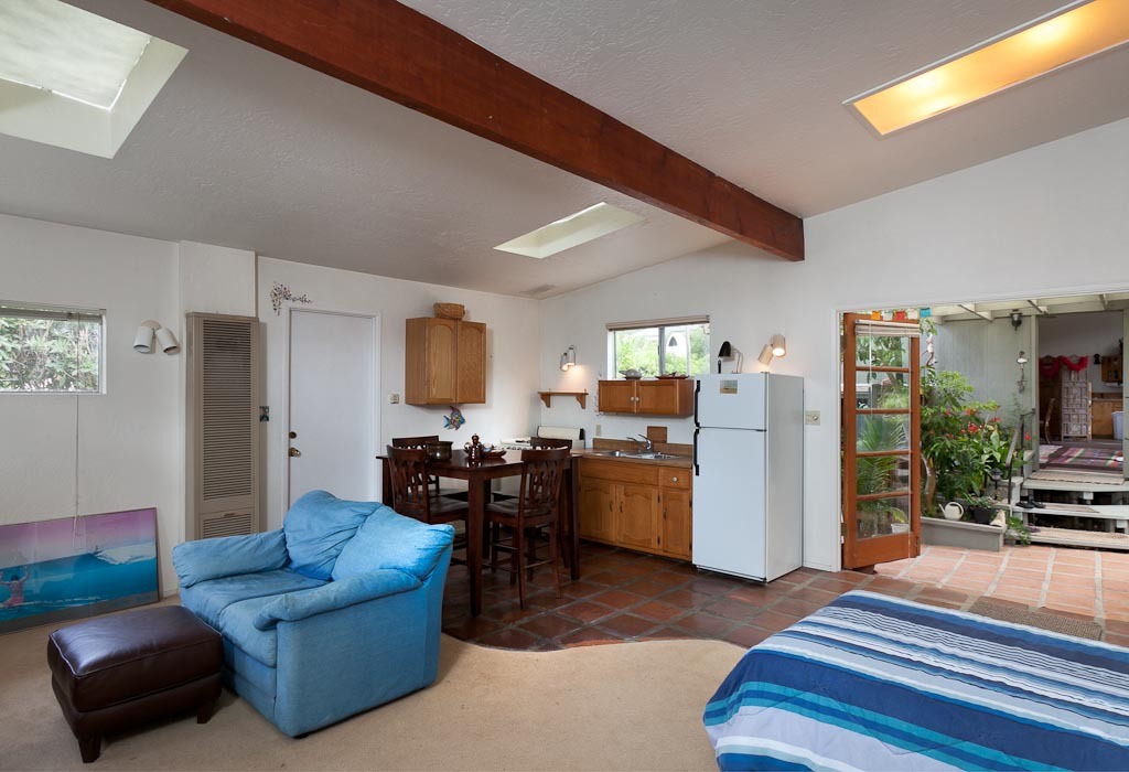 1128 Oriole Road Santa Barbara, CA 93108 - Photo 16 of 21 Front Unit
