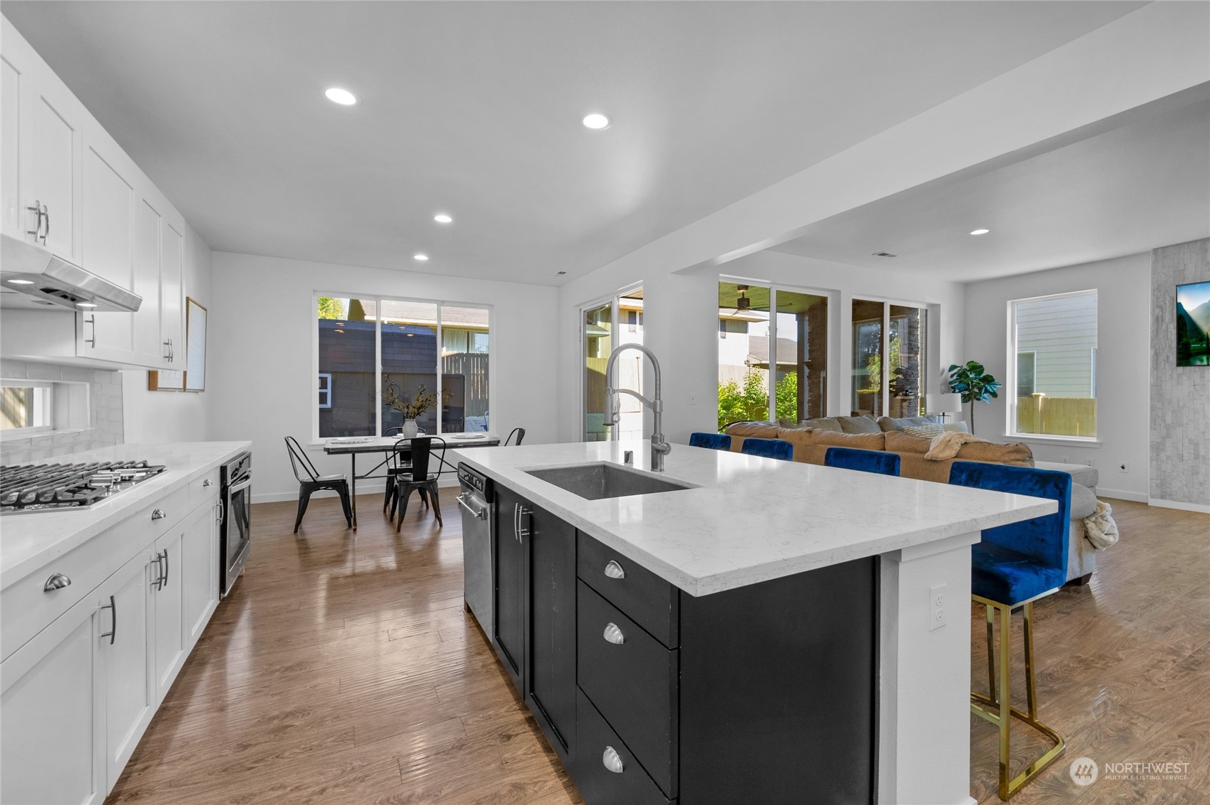 13036 Roosevelt Road Snohomish, WA 98290 - Photo 11 of 34 Gallery Image 11
