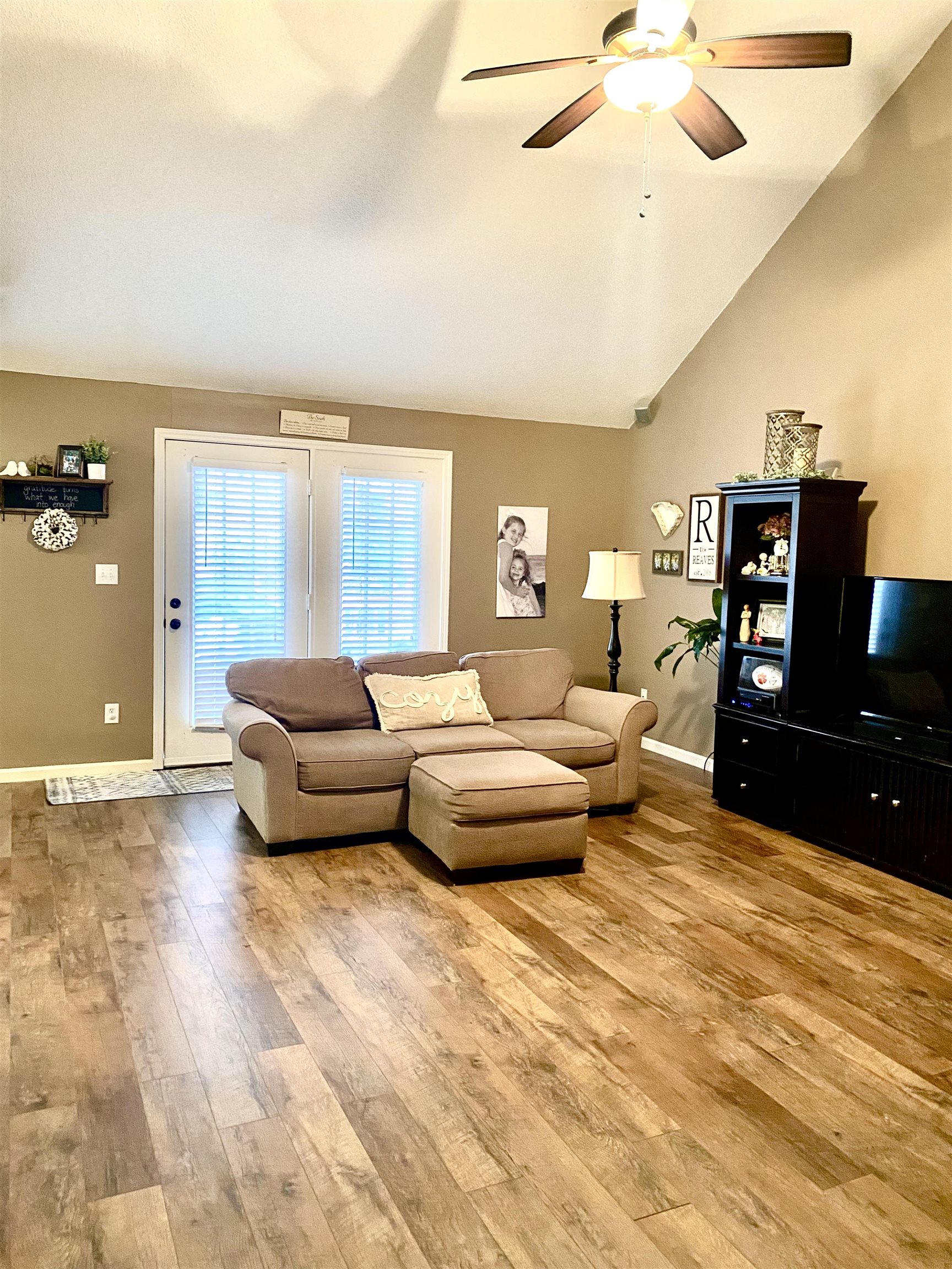 14 Fitzpatrick Court Fountain Inn, SC 29644 - Photo 3 of 20 Gallery Image 3