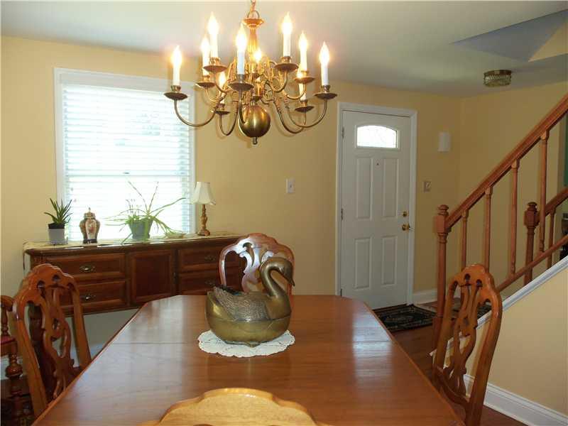 2293 Cramden Road Upper St. Clair, PA 15241 - Photo 3 of 24 Dining Room.