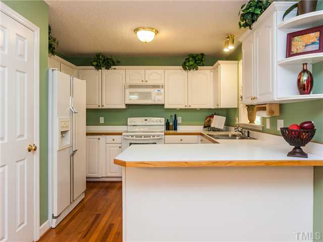 221 Crossfire Road Holly Springs, NC 27540 - Photo 7 of 16 Gallery Image 7