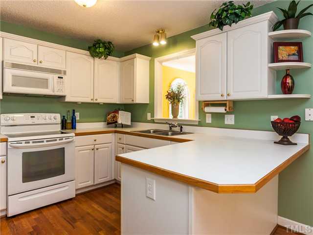 221 Crossfire Road Holly Springs, NC 27540 - Photo 8 of 16 Gallery Image 8