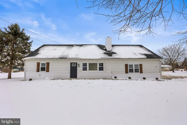 $2,950 | 3846 Carlisle Pike, New Oxford, PA 17350