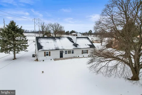 $2,950 | 3846 Carlisle Pike, New Oxford, PA 17350