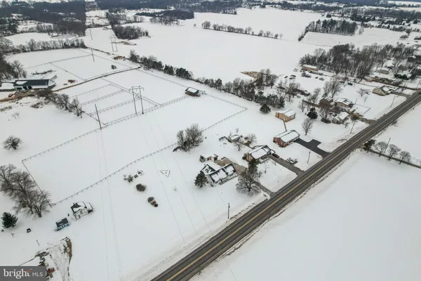 $2,950 | 3846 Carlisle Pike, New Oxford, PA 17350