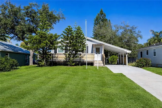 $260,000 | 344 13th Place Southwest, Vero Beach, FL 32962