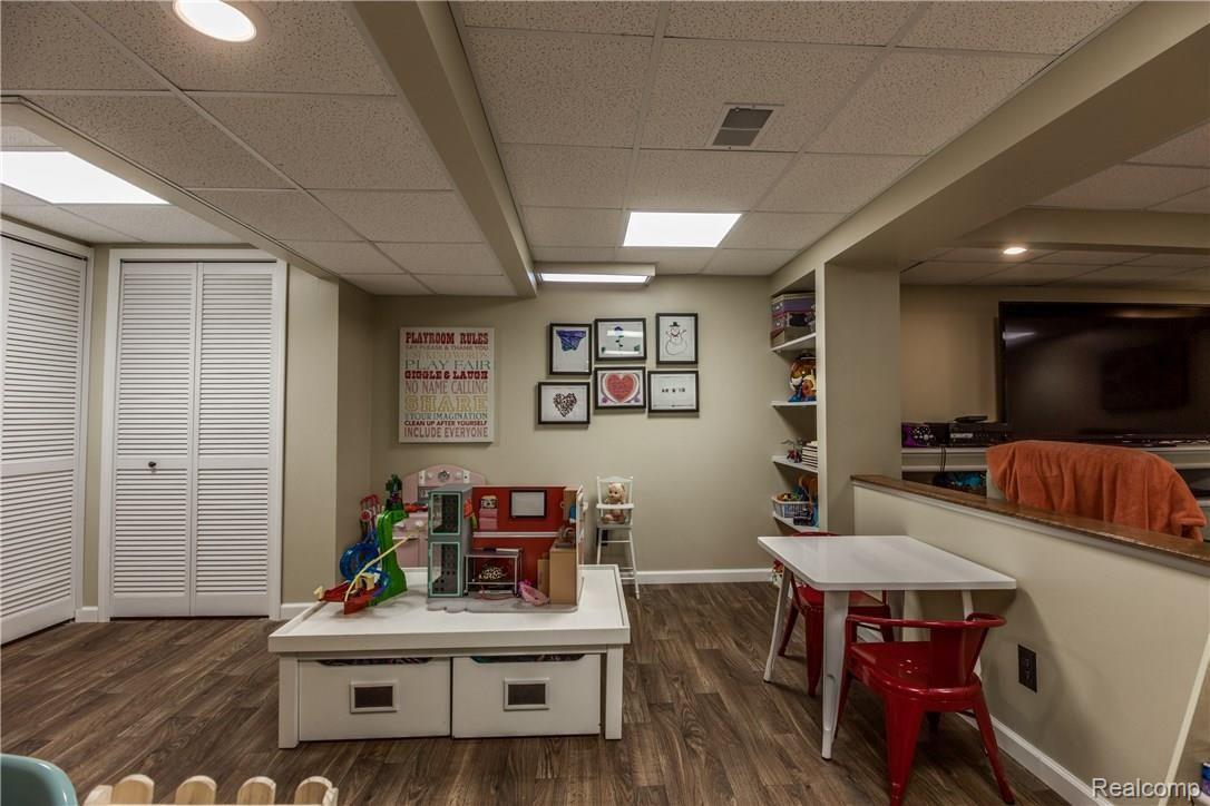 3378 Walton Blvd. Rochester, MI 48309 - Photo 19 of 35 Interiors (34 of 46).jpg