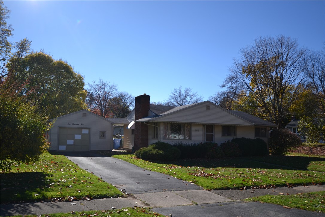 105 Lakeshire Road Rochester, NY 14612 - Photo 1 of 1