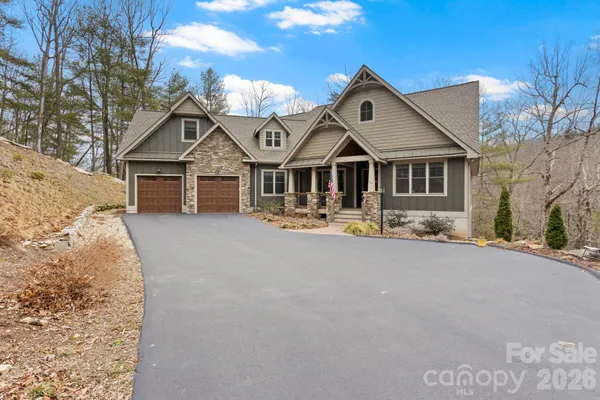$1,375,000 | 719 Overlook Drive, Flat Rock, NC 28731