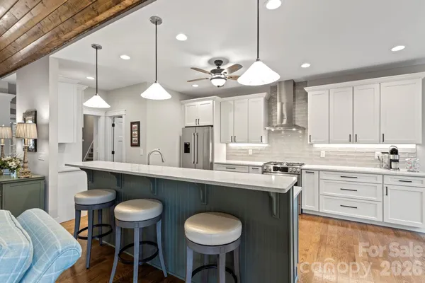 $1,375,000 | 719 Overlook Drive, Flat Rock, NC 28731