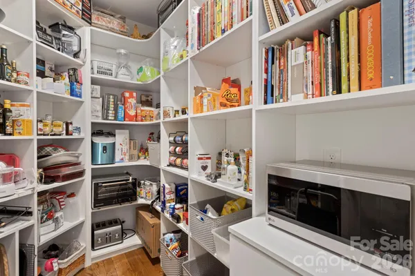 $1,375,000 | 719 Overlook Drive, Flat Rock, NC 28731