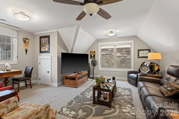 $1,375,000 | 719 Overlook Drive, Flat Rock, NC 28731