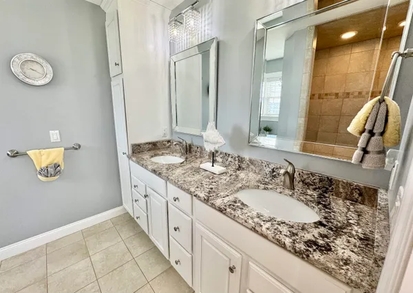 $1,895,000 | 562 Nashua Street, Seabrook, NH 03874