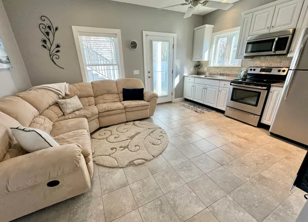 $1,895,000 | 562 Nashua Street, Seabrook, NH 03874