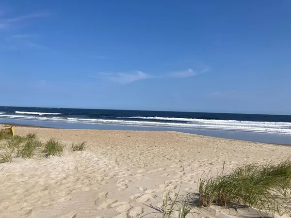 $1,895,000 | 562 Nashua Street, Seabrook, NH 03874