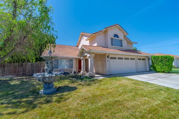 $495,000 | 75 Vía Jodi, Gustine, CA 95322