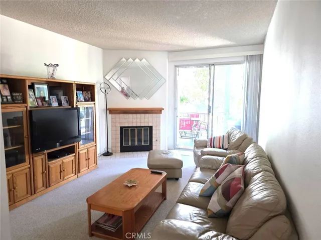 $750,000 | 2330 Vanguard Way, Unit F102, Costa Mesa, CA 92626