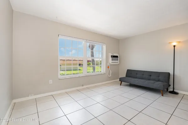 $1,300 | 390 West Cocoa Beach Causeway, Unit 244, Cocoa Beach, FL 32931